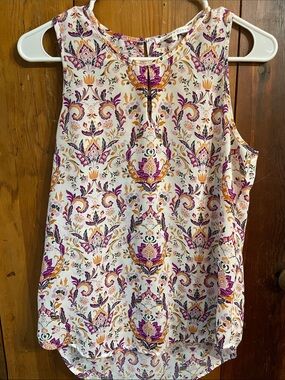 Violet and Claire Cream Sleeveless Keyhole Tank